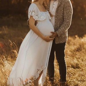 Flowing dress ... can be worn as Maternity or not